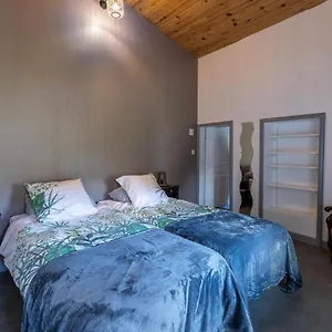 Chambre D'hote De La Petite Toscane D'auvergne Bed & Breakfast